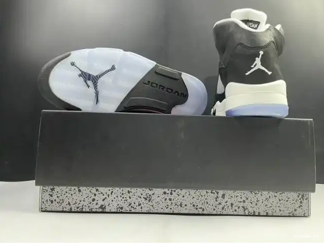 Rep MAX 5 CT4838-011 AIR JORDAN OREO 0424